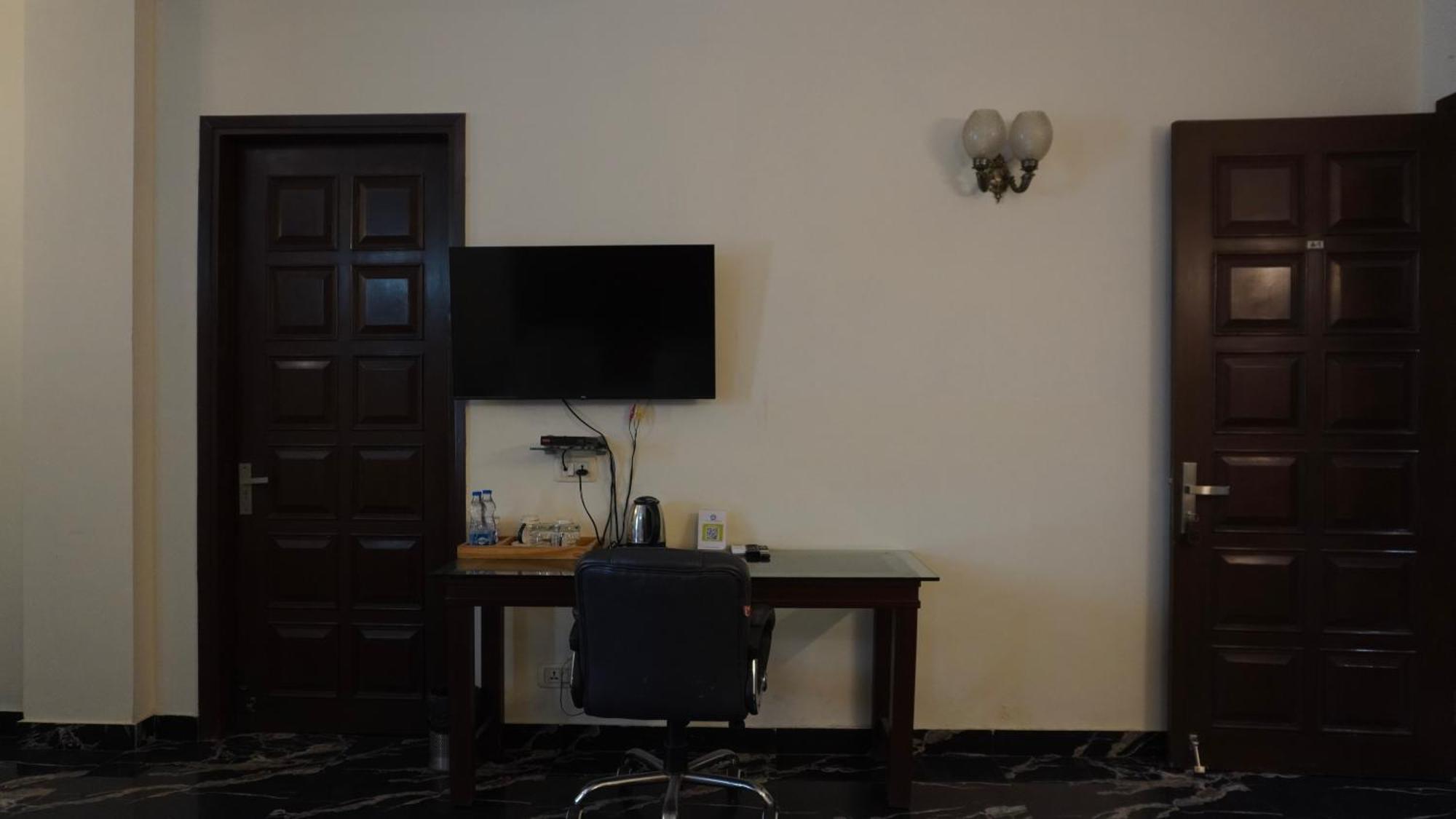 Perch Arbor Suites Gurgaon Exteriör bild